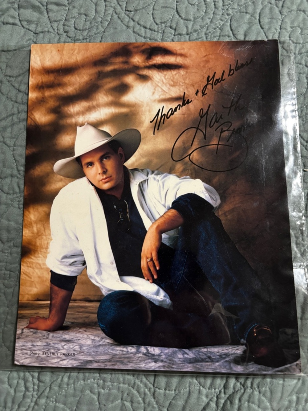 Authentic Signed Garth Brooks Photograph - Picture 2 of 3